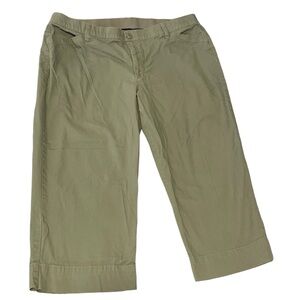 Bandolino Maureen Sage Green Capri’s